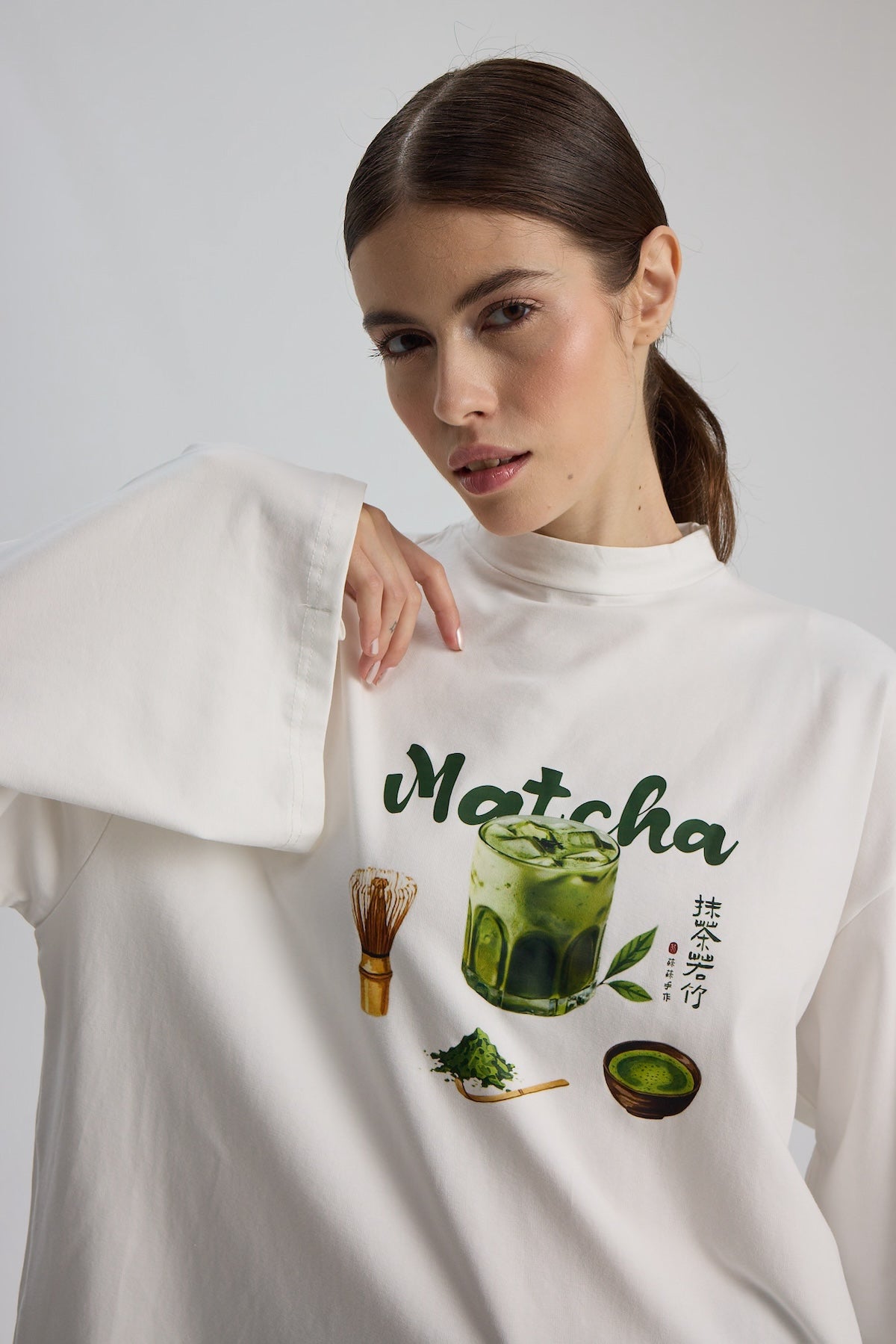 Baskılı Dik Yaka Geniş Kollu Çıtçıt Detaylı Body - Matcha Beyaz