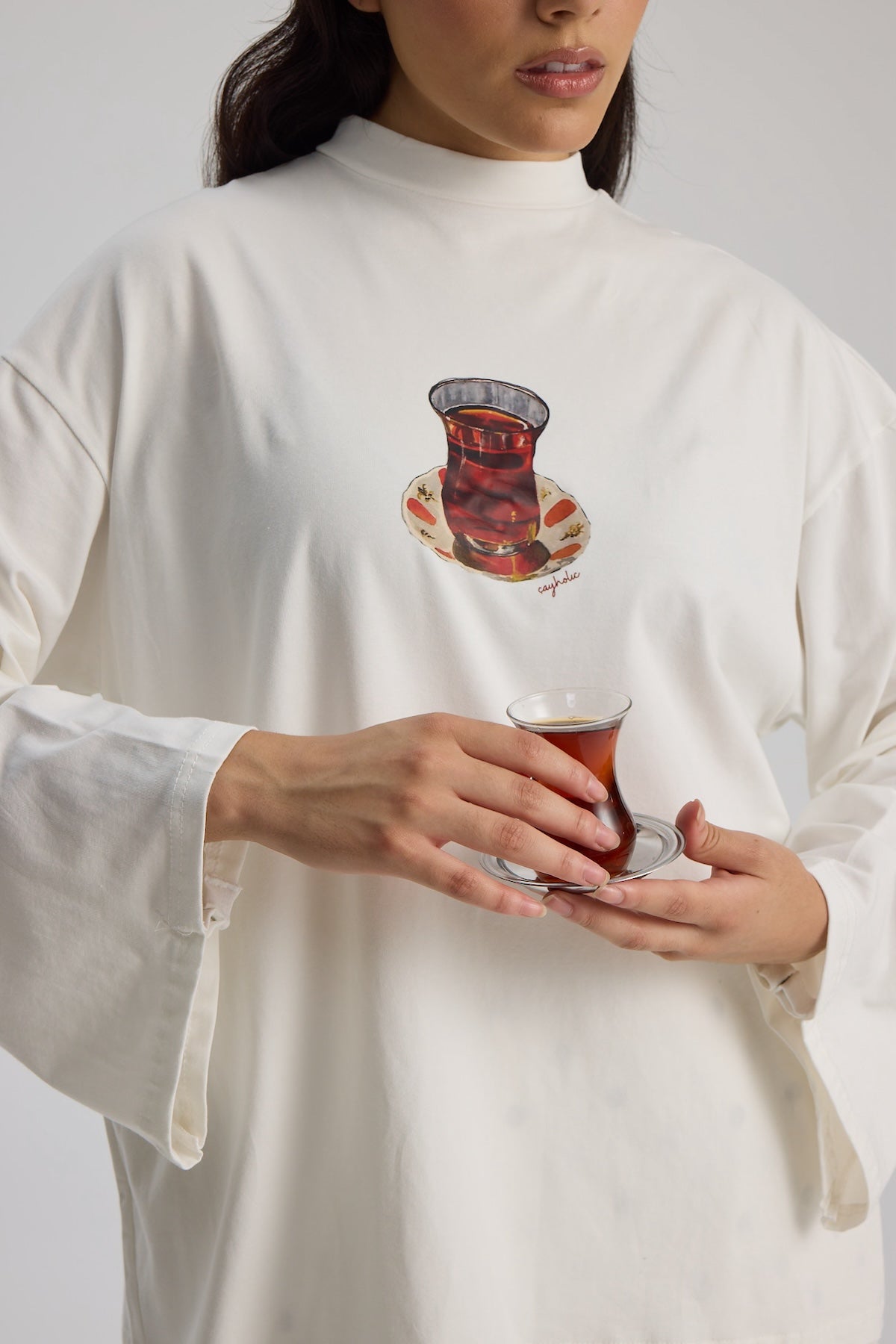 Baskılı Dik Yaka Geniş Kollu Çıtçıt Detaylı Body - Çay Beyaz