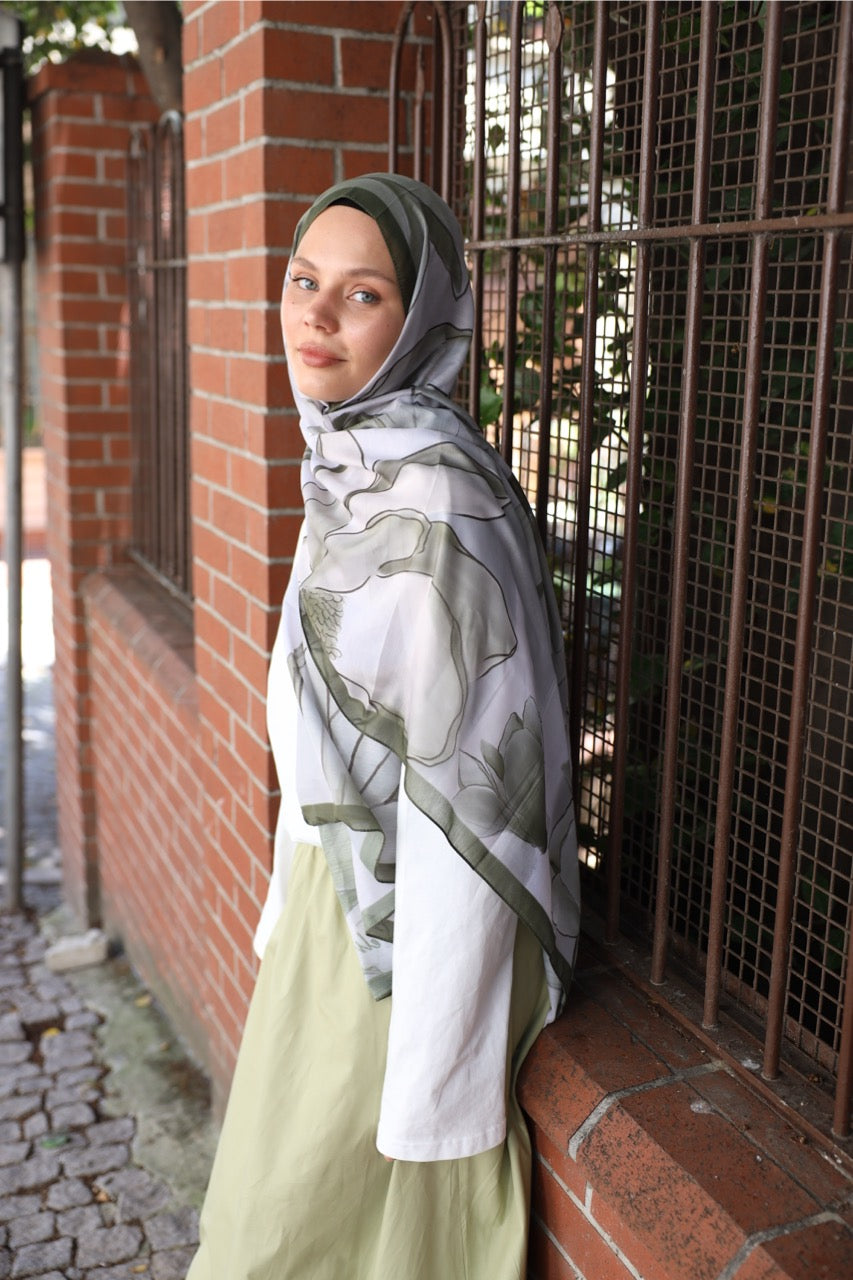 Manolya Desen Soft Bambu Şal Koyu Yeşil