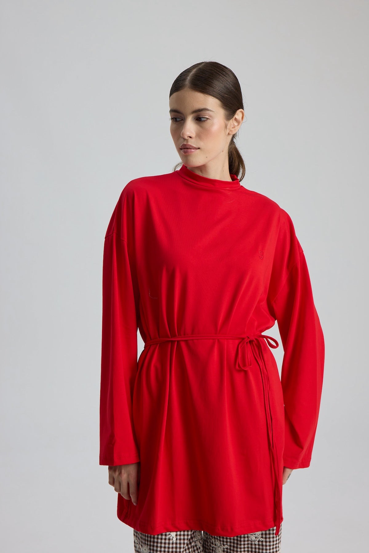 Dik Yaka 85 CM Tunik Kırmızı