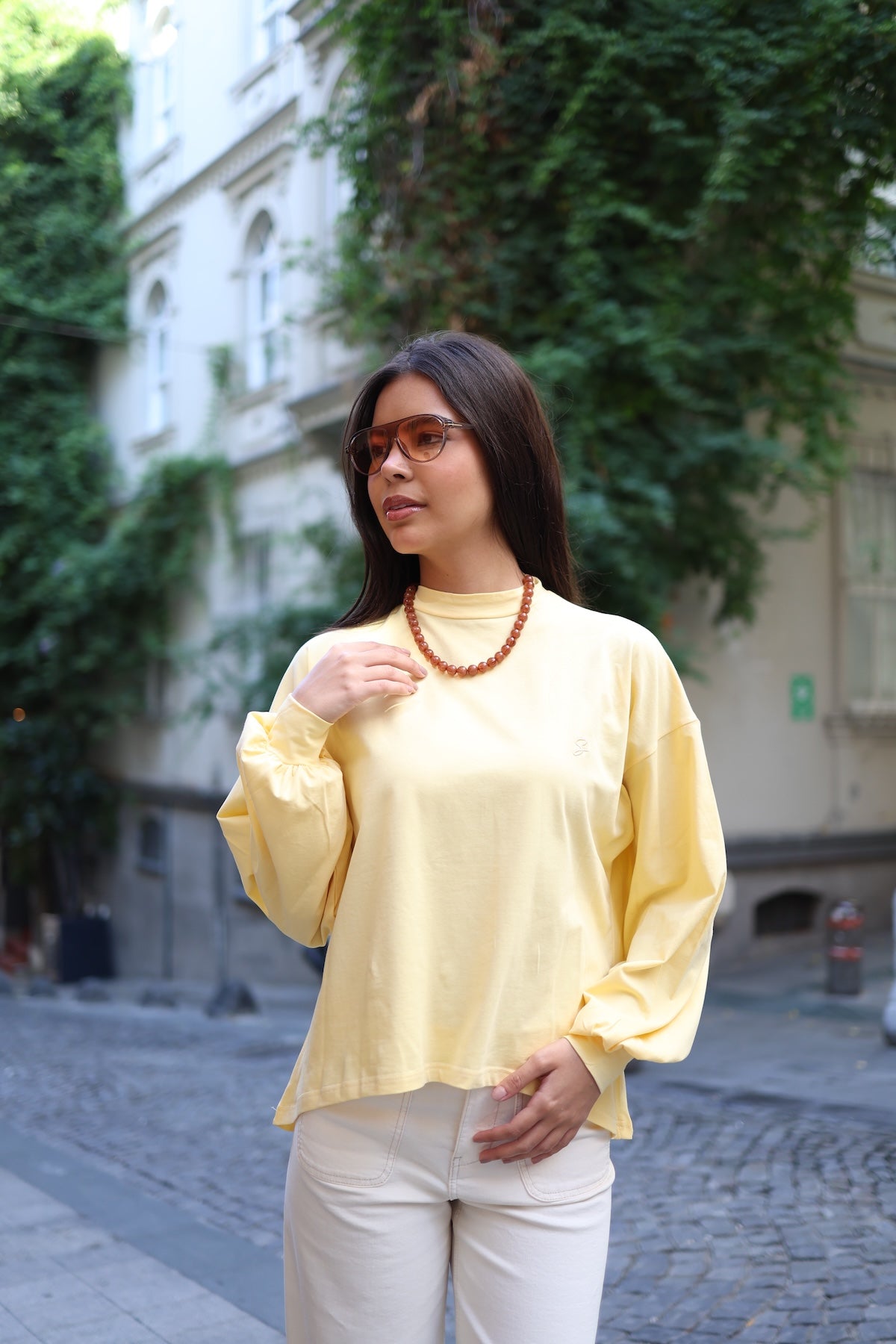 Dik Yaka Balon Kollu Body Sarı