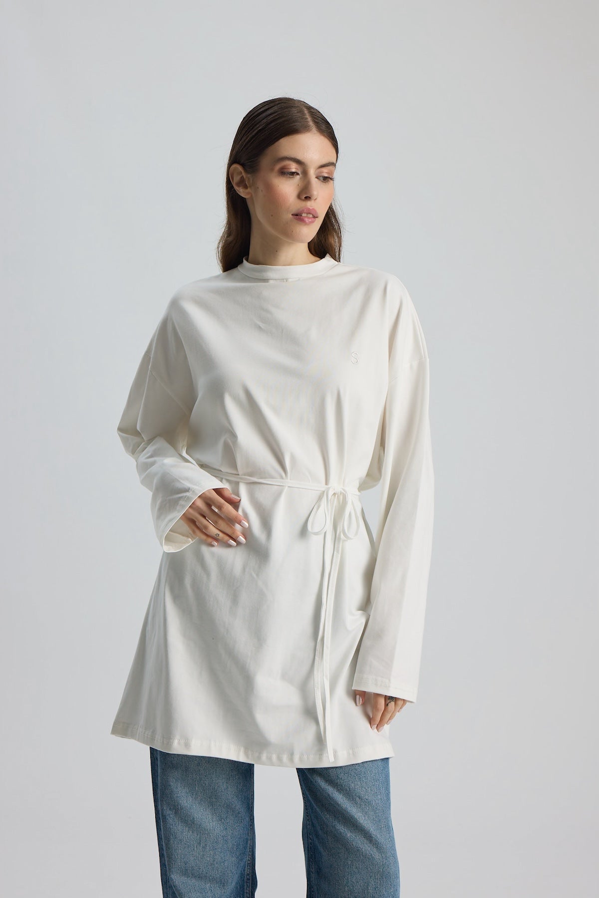 Dik Yaka 85 CM Tunik Beyaz