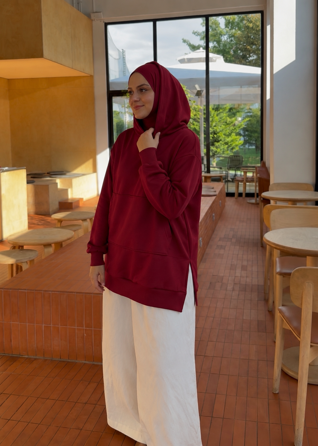 Başörtü Detaylı Kapüşonlu Sweatshirt Bordo